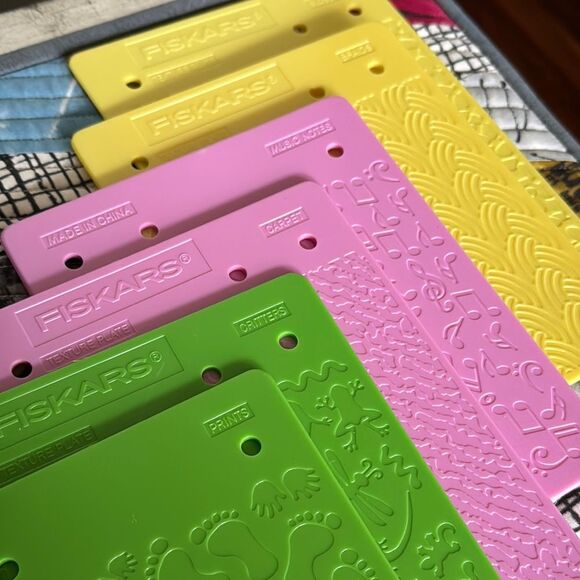 Fiskars Texture Plates Set - Picture 8 of 10